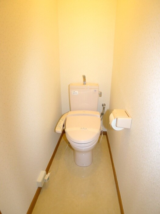 物件内観写真16　(トイレ)