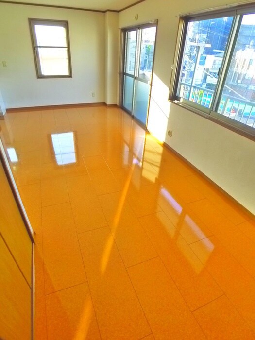 物件内観写真8　(居室)