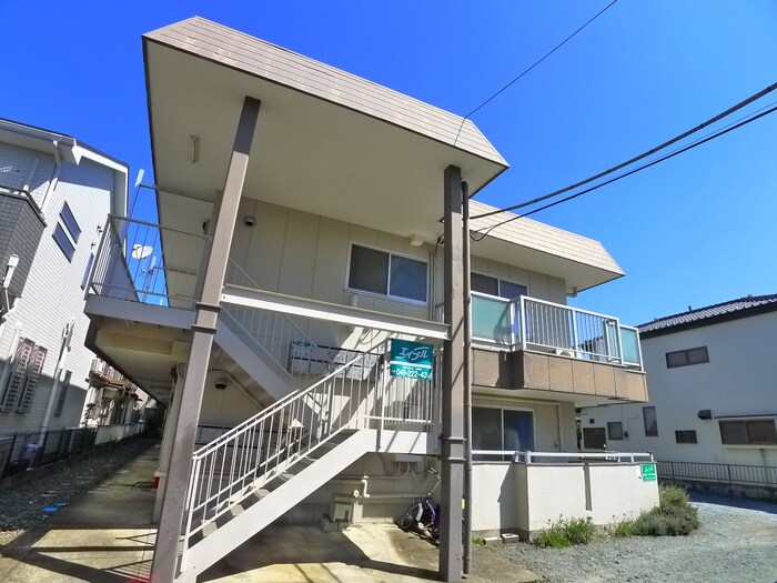 物件外観写真6　(エントランス部分)