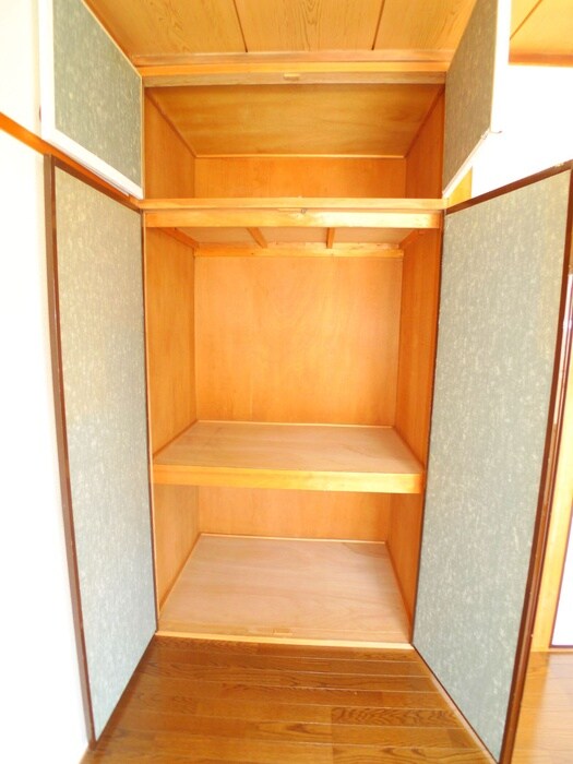 物件内観写真10　(収納)