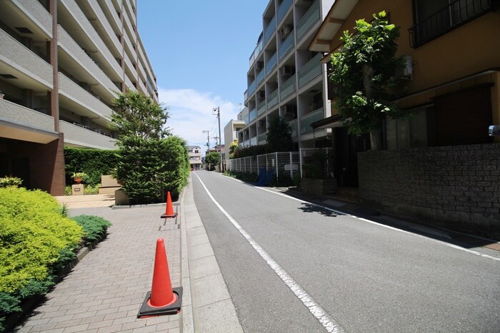 物件外観写真6　(周辺環境)