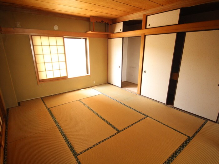 物件内観写真12　(居室)