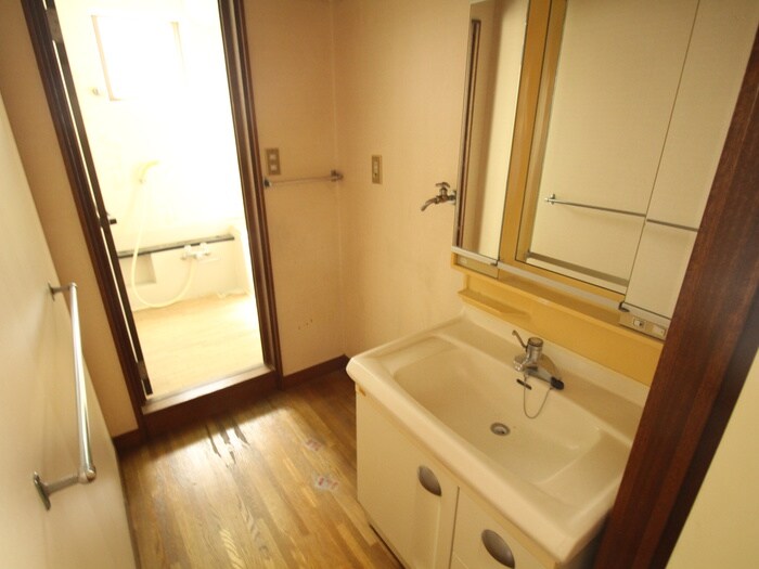 物件内観写真17　(洗面)