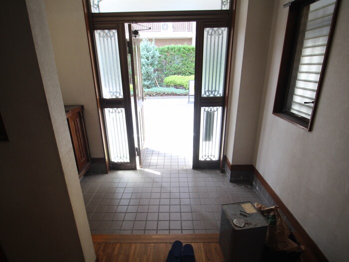 物件内観写真21　(玄関)