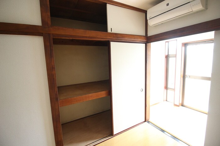 物件内観写真15　(収納)