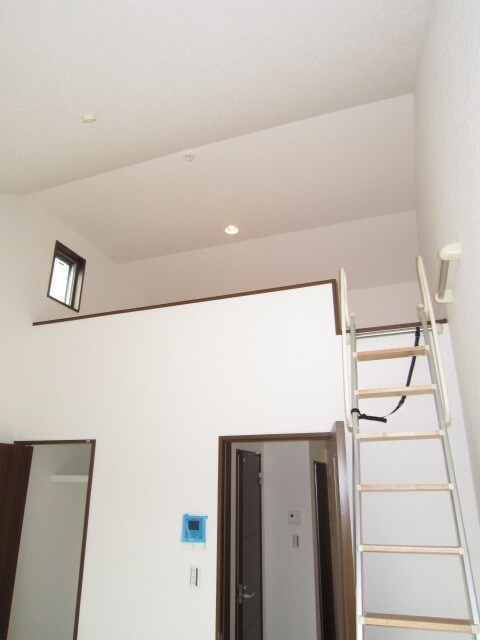 物件内観写真8　(ロフト)