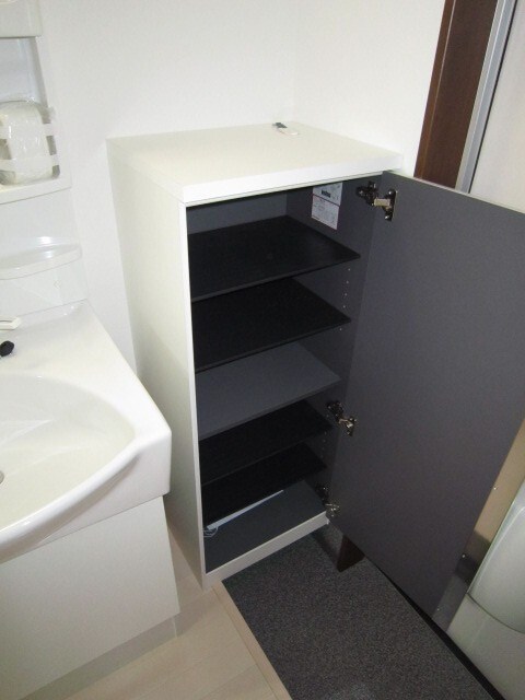 物件内観写真15　(靴箱)