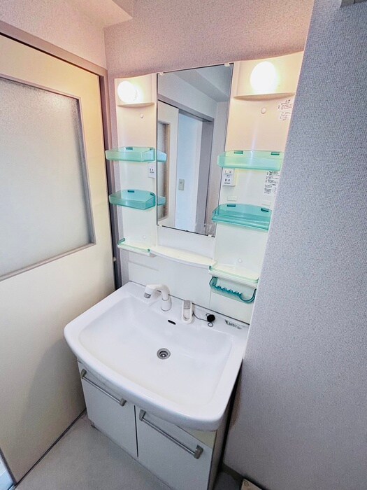 物件内観写真11　(洗面)