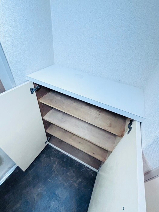 物件内観写真17　(靴箱)