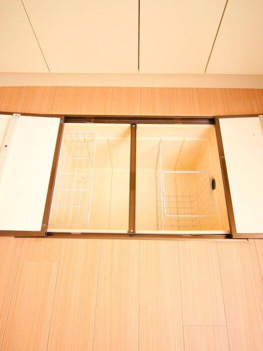 物件内観写真18　(収納)