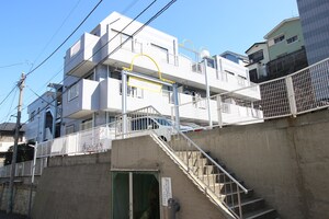 シャンス東寺尾中台５号棟外観写真