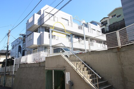 シャンス東寺尾中台５号棟外観写真