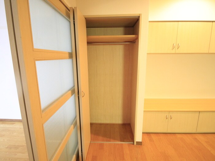 物件内観写真12　(収納)