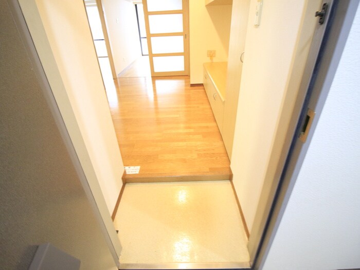 物件内観写真20　(玄関)