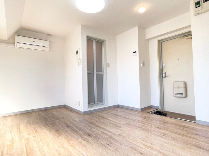 物件内観写真10　(居室)