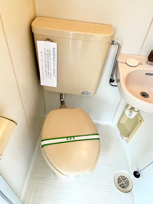 物件内観写真13　(トイレ)