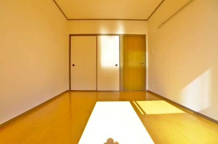 物件内観写真10　(居室)