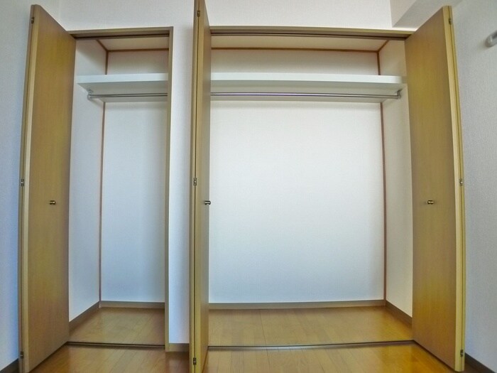 物件内観写真12　(収納)