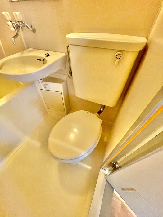 物件内観写真13　(トイレ)