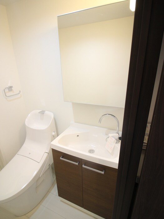 物件内観写真11　(洗面)