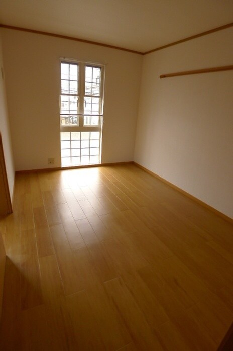 物件内観写真15　(収納)