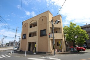 ロッシェル南台第４外観写真