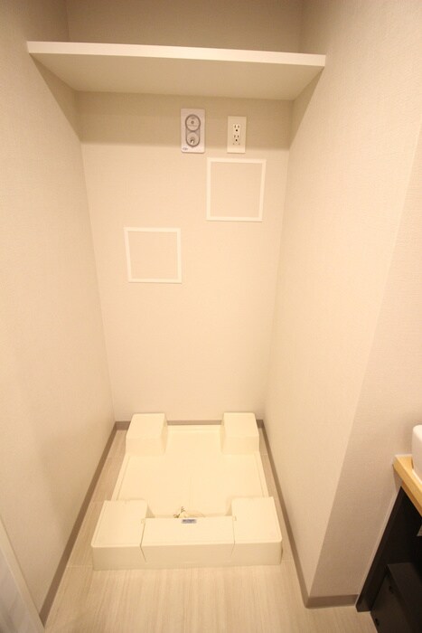 物件内観写真20　(洗濯機置場)