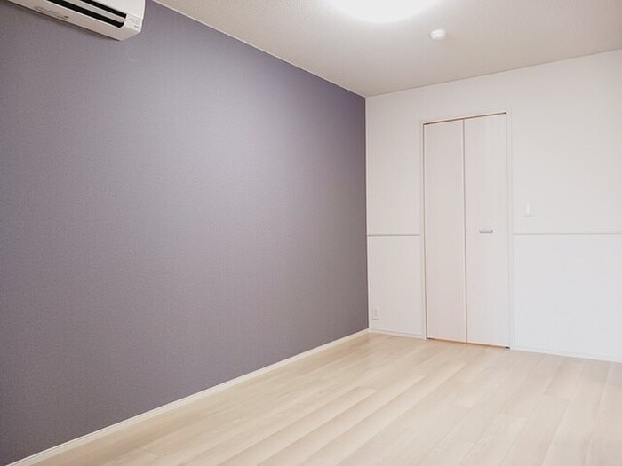 物件内観写真12　(室内からの展望)