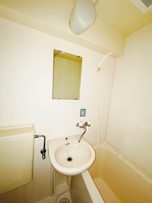 物件内観写真11　(洗面)