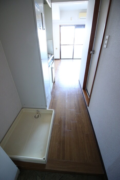 物件内観写真15　(廊下)