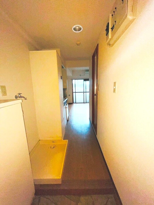 物件内観写真20　(廊下)