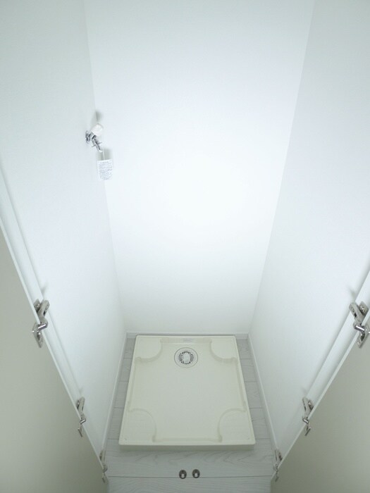 物件内観写真20　(洗濯機置場)