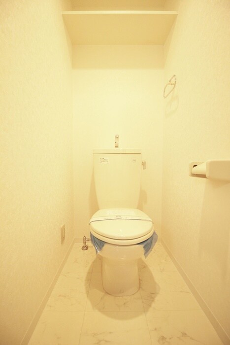 物件内観写真14　(トイレ)