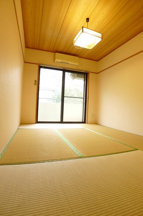 物件内観写真11　(居室)