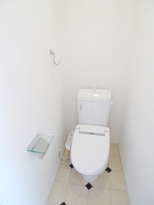 物件内観写真9　(トイレ)