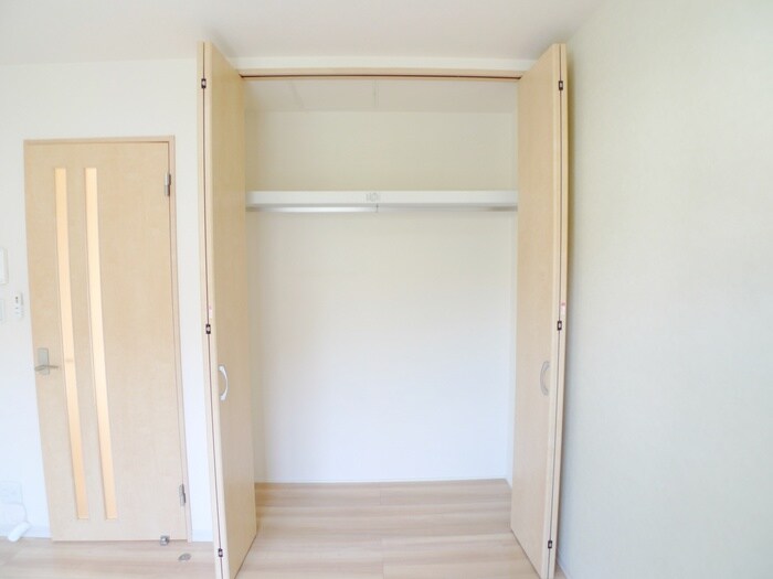 物件内観写真11　(収納)