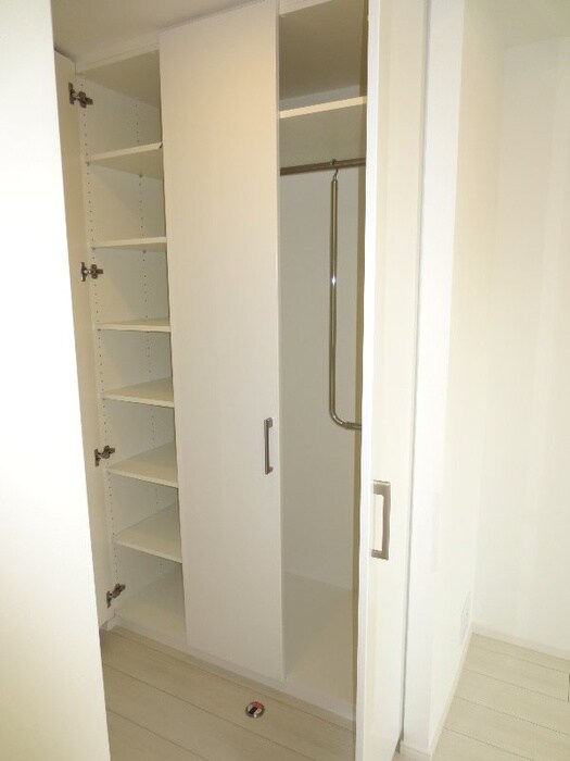 物件内観写真14　(収納)