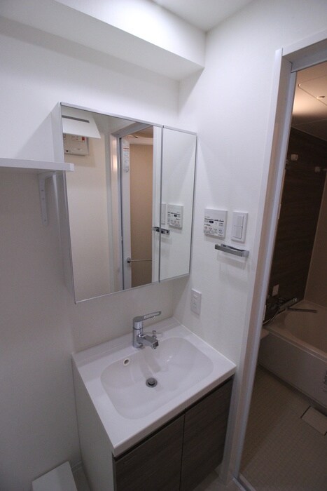 物件内観写真11　(洗面)