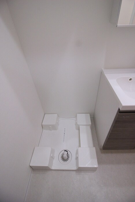 物件内観写真15　(洗濯機置場)