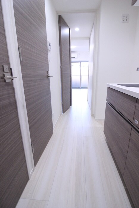 物件内観写真18　(廊下)