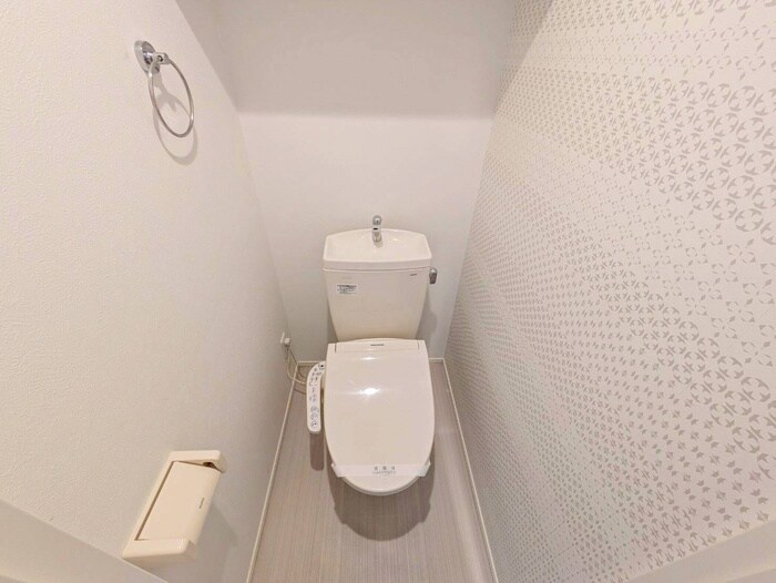 物件内観写真12　(トイレ)