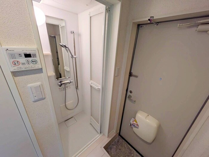 物件内観写真16　(廊下)