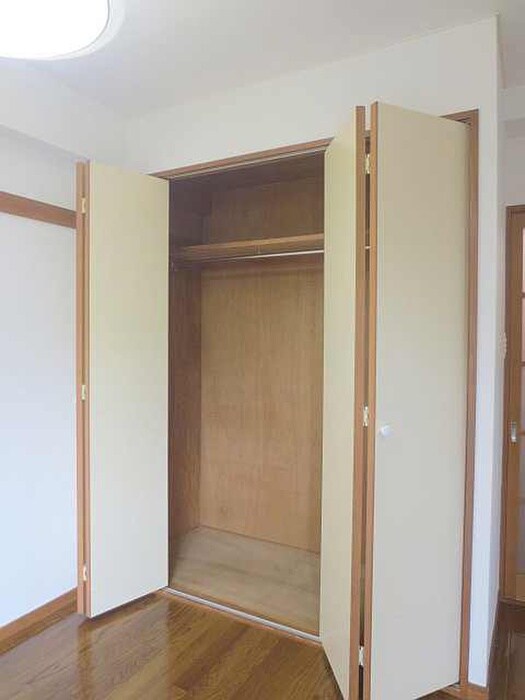 物件内観写真7　(収納)