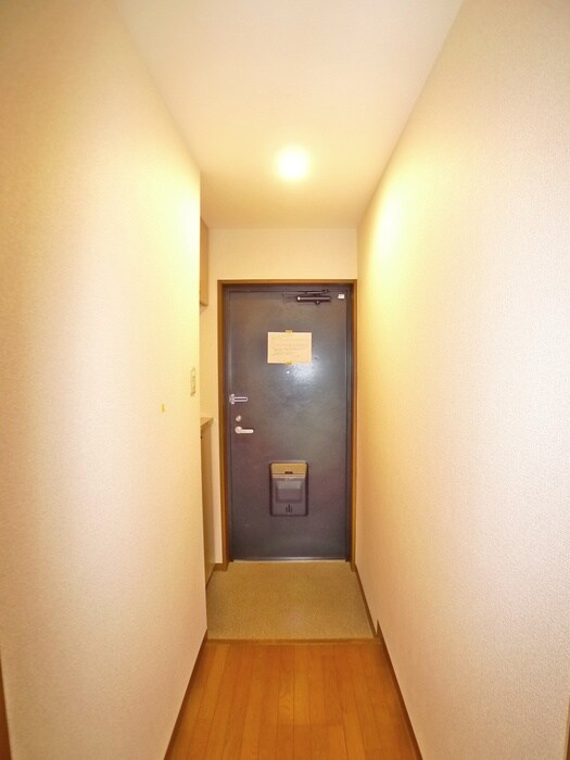 物件内観写真22　(玄関)