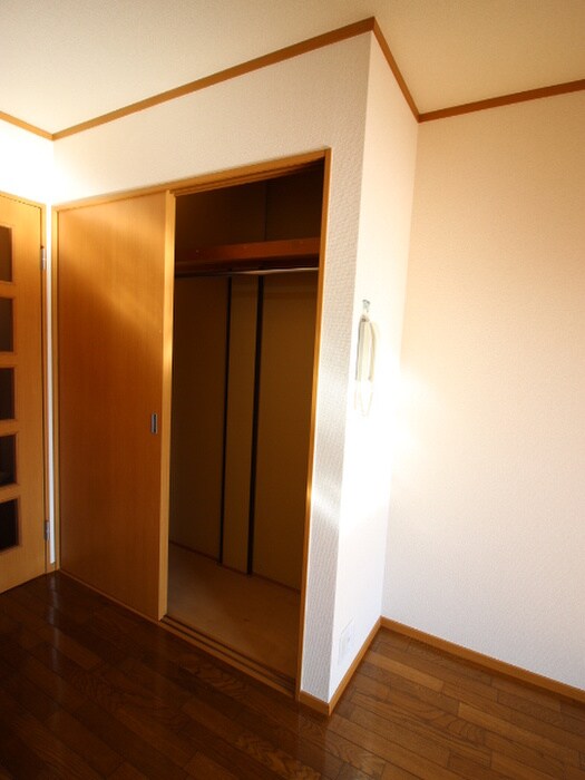 物件内観写真9　(収納)