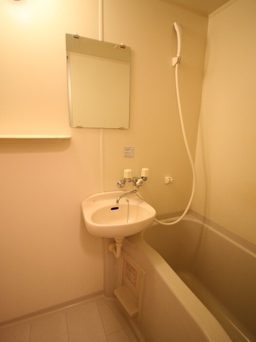 物件内観写真12　(バス／シャワールーム等)