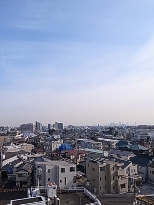 物件内観写真10　(室内からの展望)