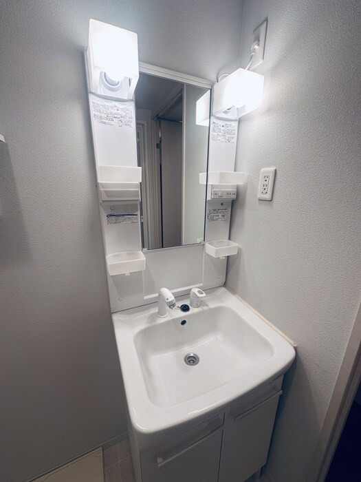 物件内観写真13　(洗面)