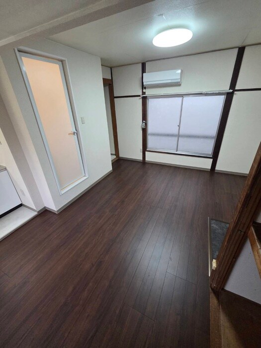 東白楽ハイツの居室