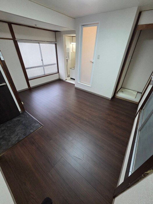 東白楽ハイツの居室